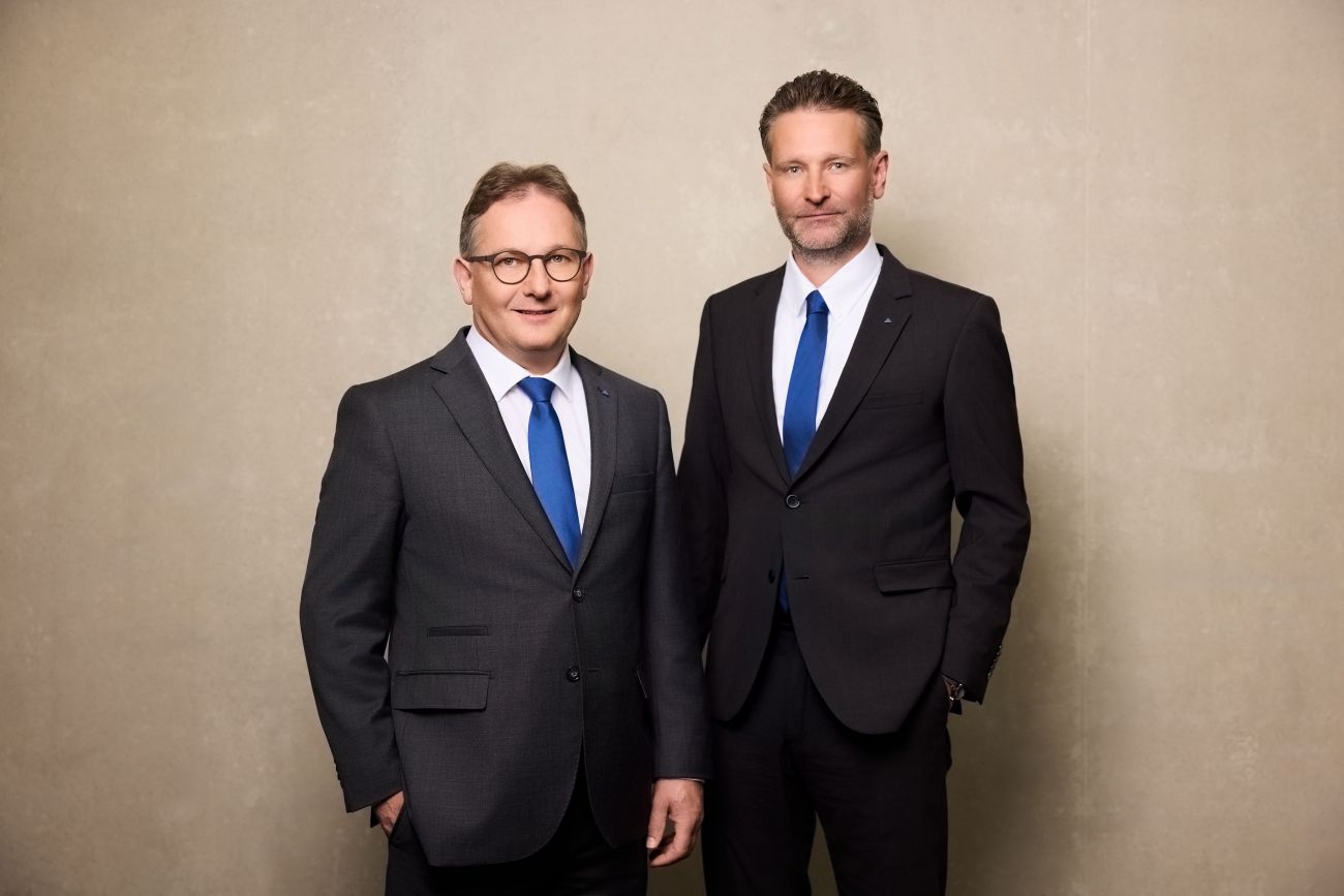 L-R: Richard Weber and Pascal Forrer from REGO-FIX Group