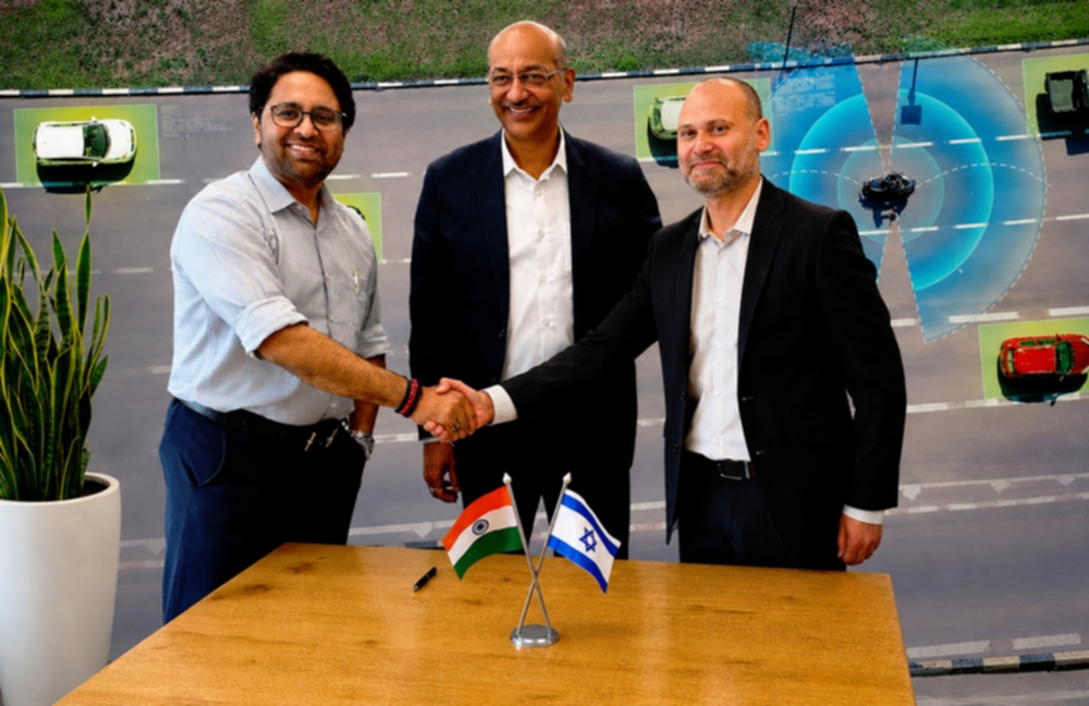 (From Left to Right) Rahul Dhoot, Founder & Managing Director, Dhoot Transmission Pvt Ltd; Naveen Kumar Singh, Group CEO, Dhoot Transmission Pvt Ltd; and Uri Lavi, Co-Founder & CEO, Ride Vision